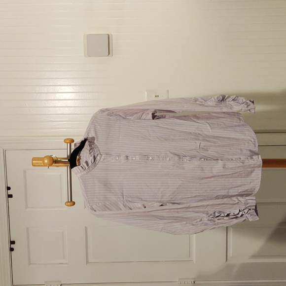 Purple & white pinstripe Button down - Picture 1 of 4